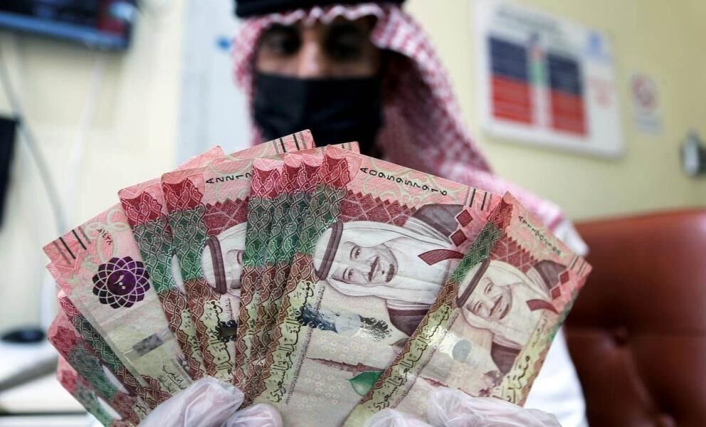 السيولة النقدية بالسعودية تسجل 640 مليار دولار
