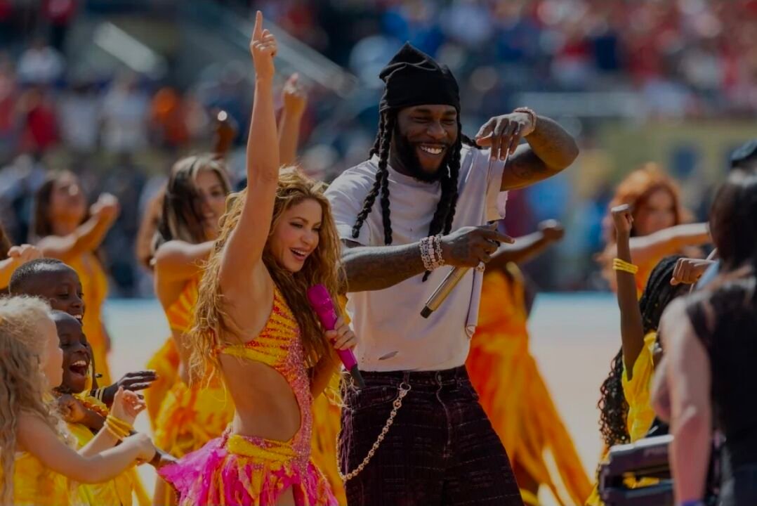 شاكيرا وبورنا بوي يواصلان نجاح «Dai Dai» على القوائم العالمية - صورة مميزة صورة مميزة: شاكيرا وبورنا بوي يواصلان نجاح «Dai Dai» على القوائم العالمية
