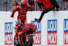 مارك ماركيز يكتسح أراغون ويشعل سباق MotoGP: فوز ثالث توالياً يقلص الفارق مع مارتن إلى 19 نقطة