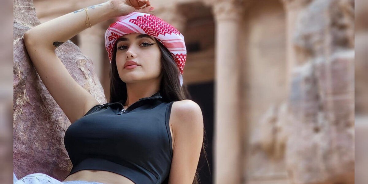 حنين دويك مسيرة واعدة في عالم الأزياء و الموضة