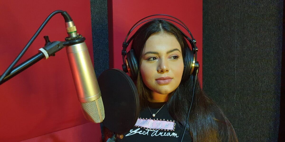 طرب برودكشن تطلق عم حاول ارسم بلاد بصوت نجمة The voice kids ليا