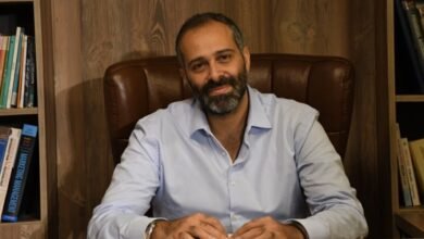 الدكتور خالد غطاس بين الغربة و الوطن