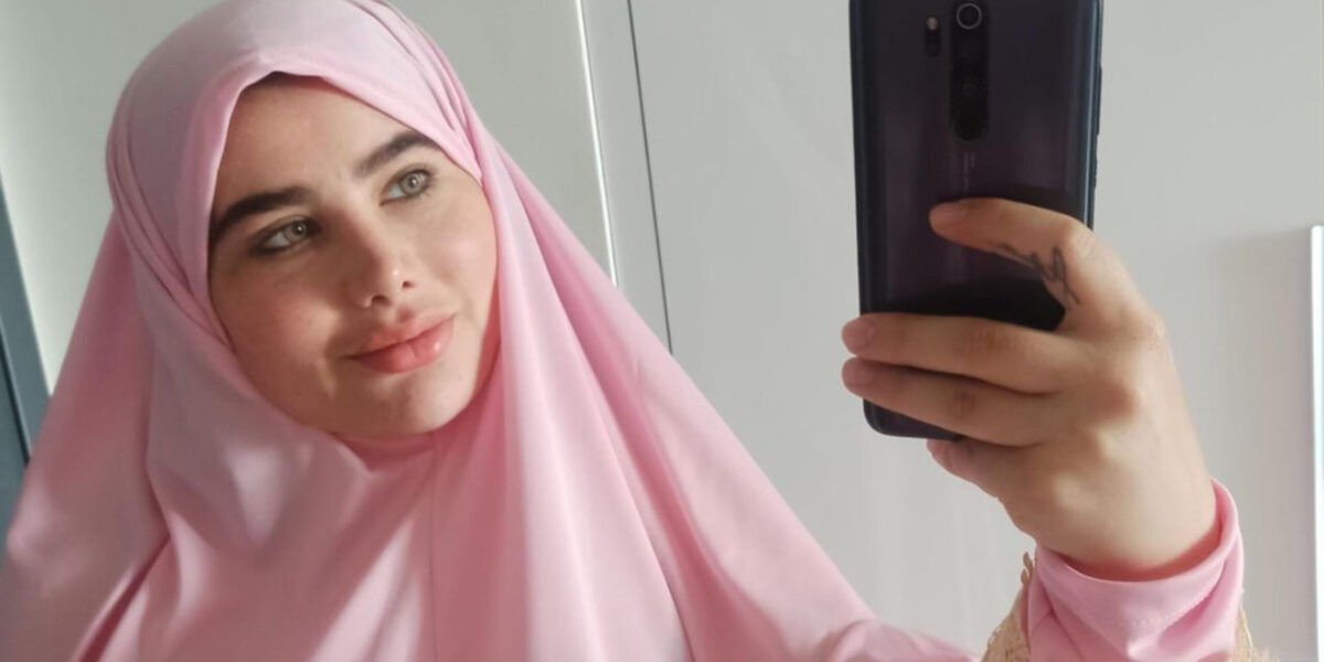 انجي خوري تصدم الجمهور بعد ارتداء الحجاب