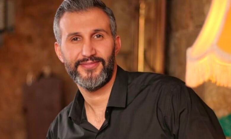 بعد نجاح أغنية ماجد المهندس وأغنية اليوم الوطني «يا إماراتي أيمن قميحة يغرد خارج المنافسة في «تعا خبيك» لرحمة رياض