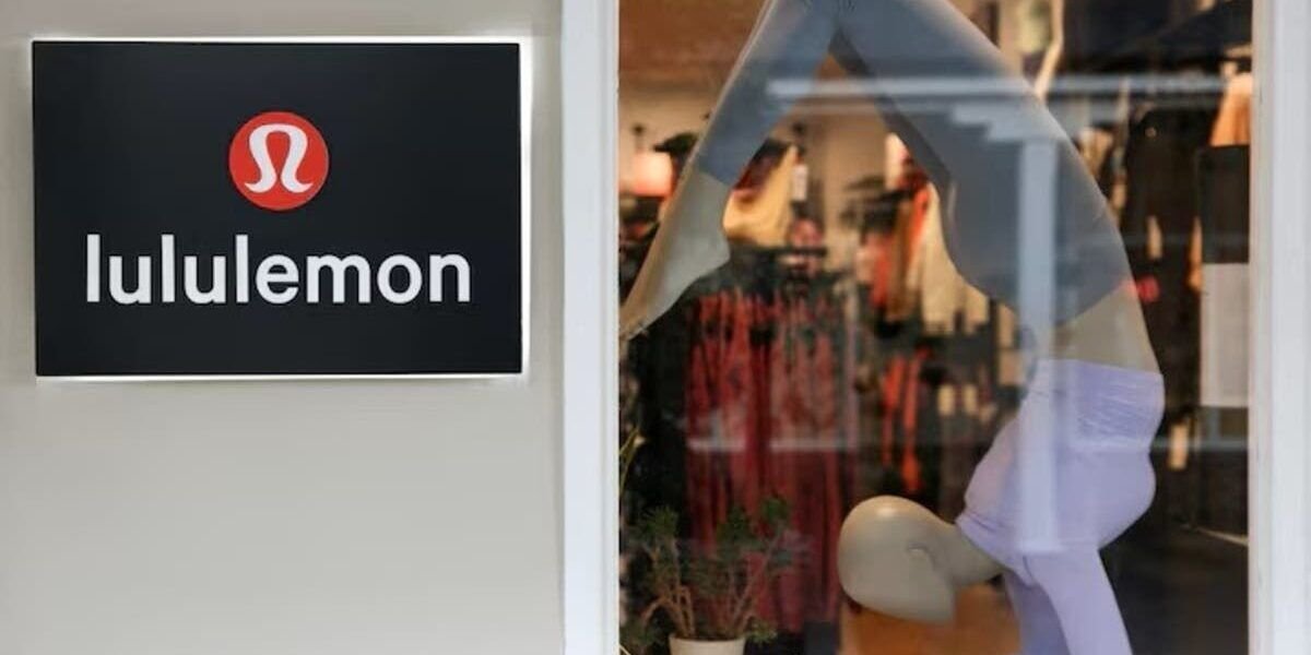 تراجع حاد لسهم Lululemon بعد ثالث إلغاء لمنتجات لا تلبي معايير الأداء