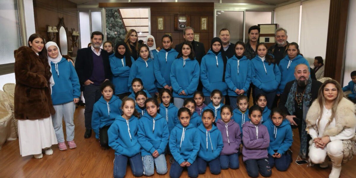 سفيرة النوايا الحسنة زينة سلامة ترسم البسمة على وجوه أطفال طرابلس