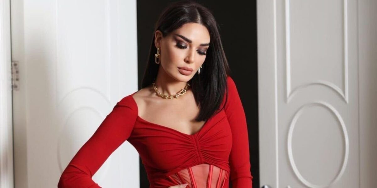 سيرين عبد النور في بلازو فيرساتشي دبي لإحياء حفل رأس السنة