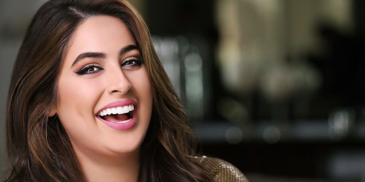 ما سر الابتسامة الأرنبية التي اعادت تعريف مفاهيم الجمال